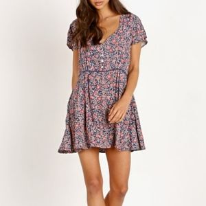 Spell and the Gypsy Jasmine 90's Mini Medium